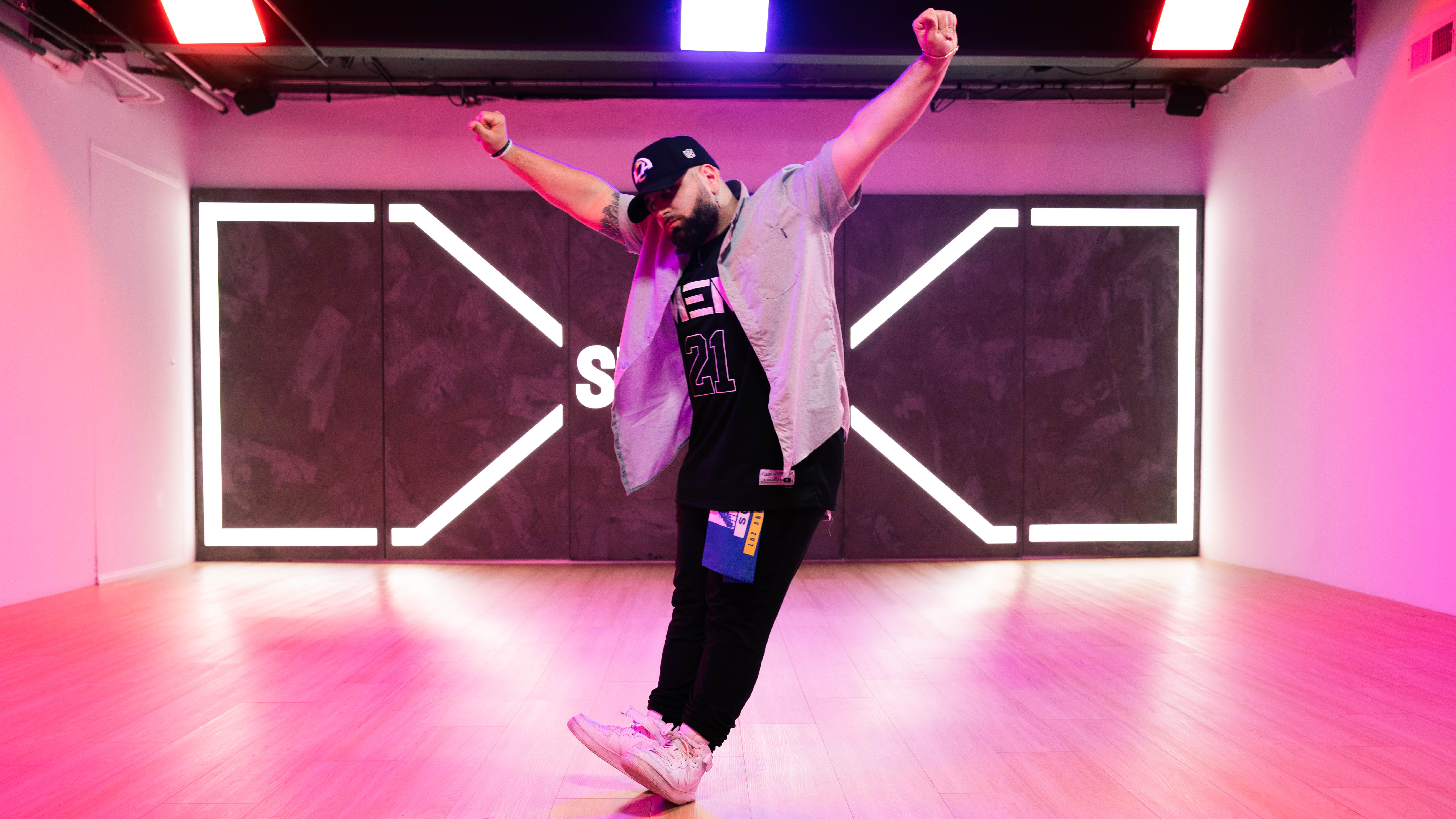 Mikey DellaVella - STEEZY Studio Instructor